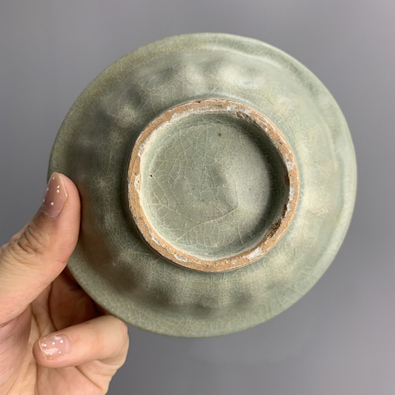 明代 龙泉窑粉青釉双鱼洗 - 图11