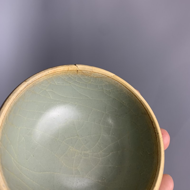 明代 龙泉窑青釉芒口杯 - 图6