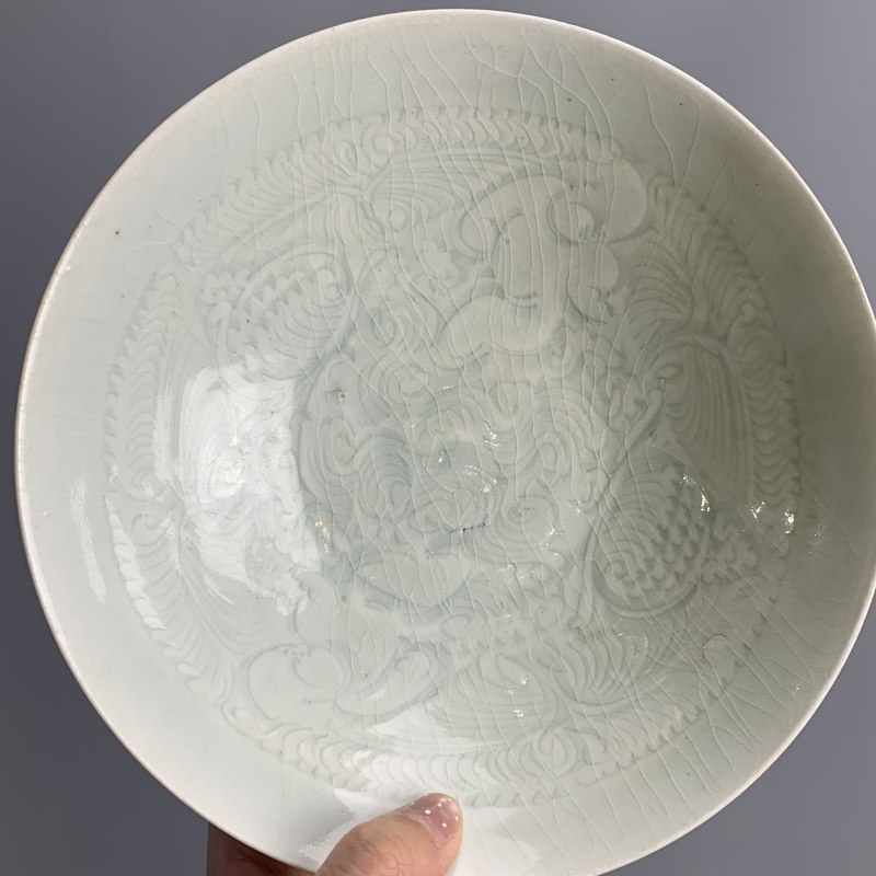 明代 青白釉刻娃娃碗 - 图12