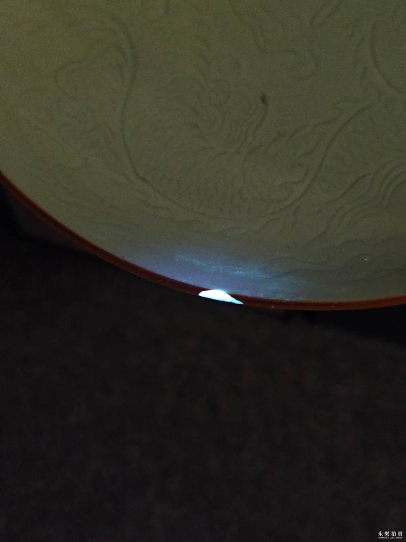 清早期 白釉暗刻龙纹盘 - 图4