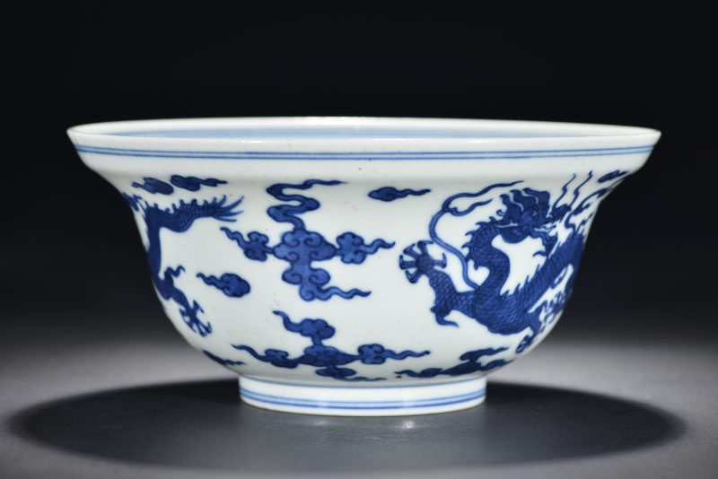 清 青花折沿龙纹碗 - 图4