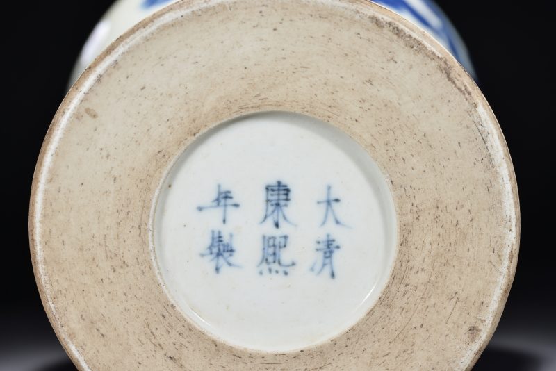 清 青花山水故事图梅瓶 - 图6