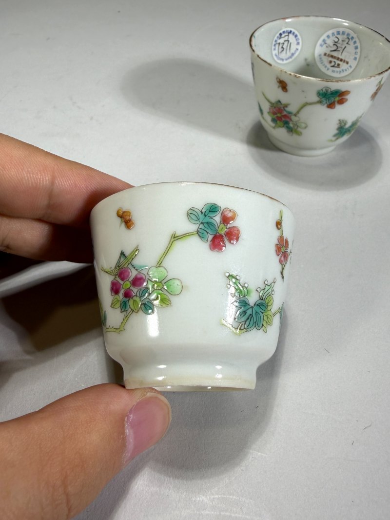 清 粉彩花卉纹杯一对 - 图6
