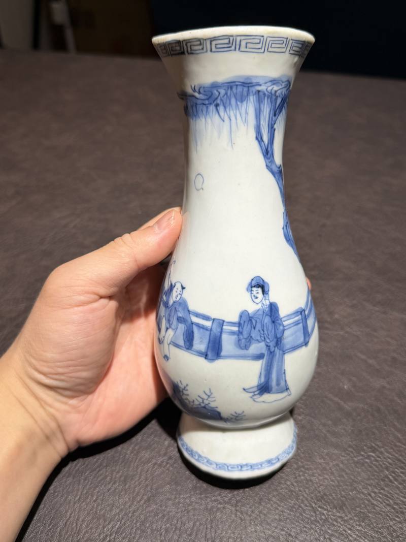 明崇祯 青花人物壁瓶 - 图4