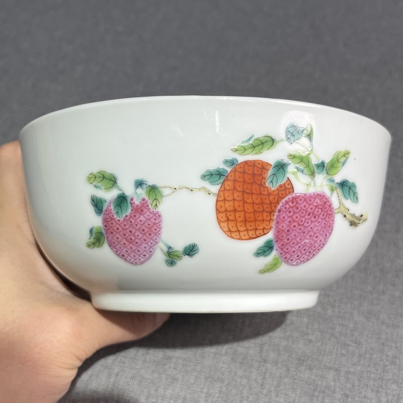 清嘉庆粉彩三多纹墩式碗 - 图6