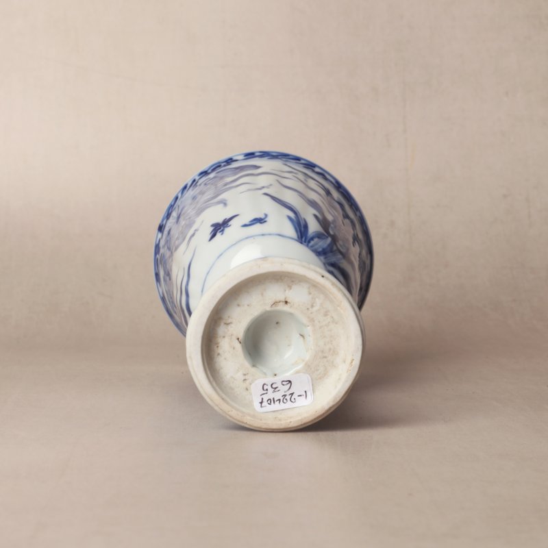 清康熙 青花花卉紋高足盃 | Santos Collection | A Chinese blue and white goblet, Qing dynasty, Kangxi period - 图12