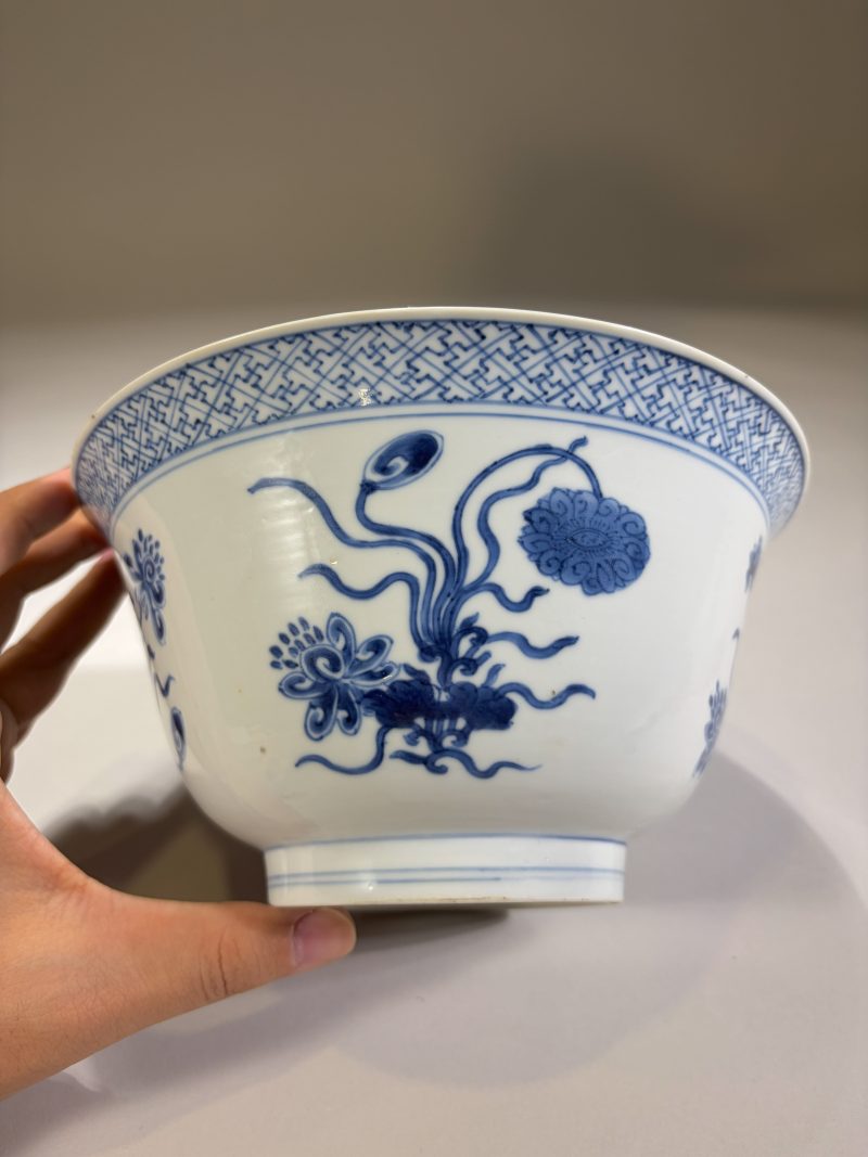 清康熙 青花一束莲纹碗 - 图3