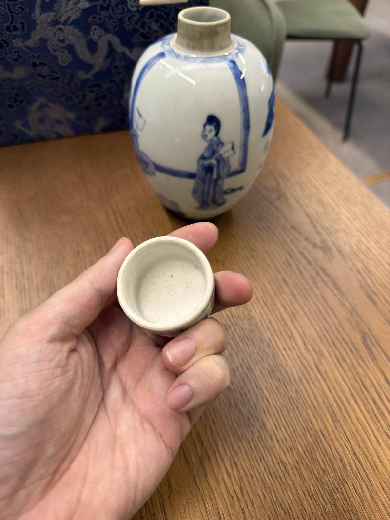 清康熙 青花仕女圖蓋罐一對 | Santos Collection | A pair of Chinese blue and white 'ladies' jars and covers, Qing dynasty, Kangxi period - 图5