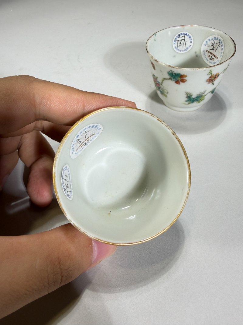 清 粉彩花卉纹杯一对 - 图7