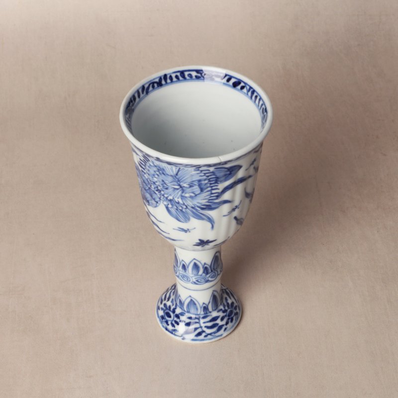 清康熙 青花花卉紋高足盃 | Santos Collection | A Chinese blue and white goblet, Qing dynasty, Kangxi period - 图13
