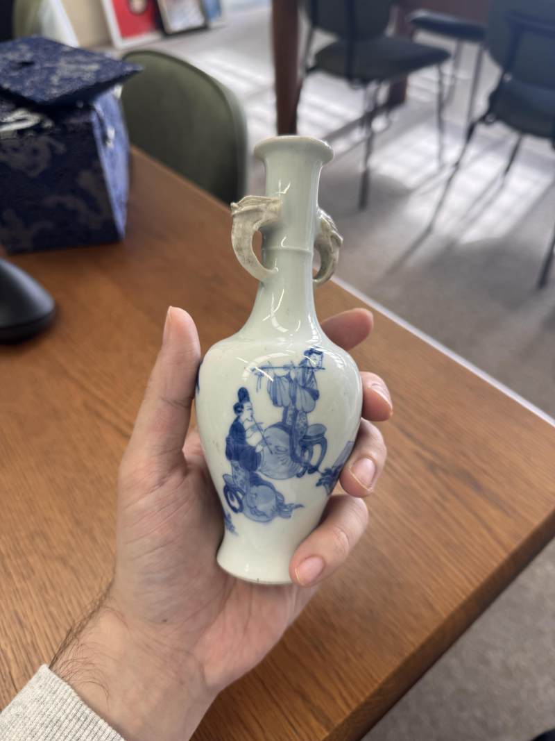 清康熙 青花奏樂圖雙耳瓶 | Santos Collection | A fine Chinese blue and white 'musicians' twin-handled vase, Qing dynasty, Kangxi period - 图3