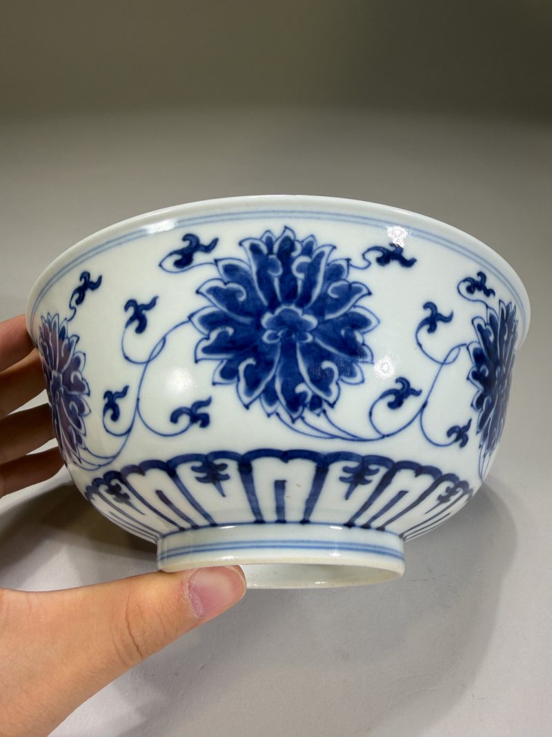 清光绪 青花缠枝莲纹碗 - 图2