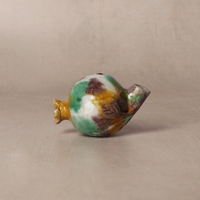 清康熙 三彩石榴型小水滴 | Santos Collection | A small Chinese sancai-glazed 'pomegranate' water dropper, Qing dynasty, Kangxi period - 图3