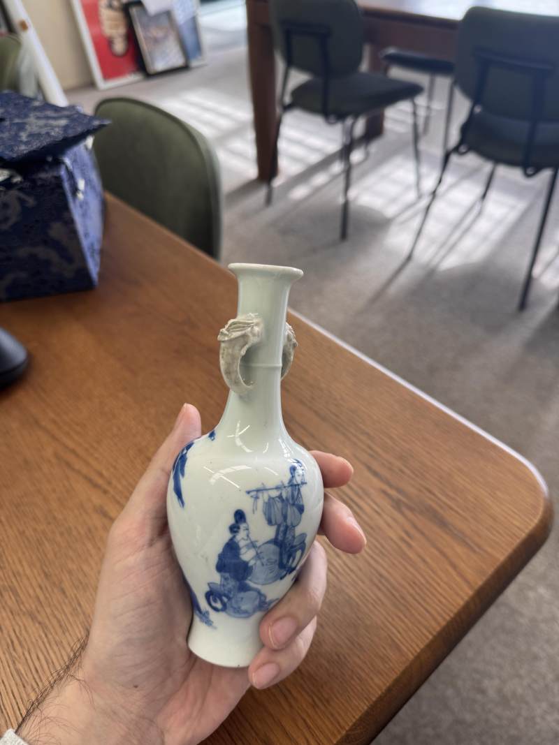 清康熙 青花奏樂圖雙耳瓶 | Santos Collection | A fine Chinese blue and white 'musicians' twin-handled vase, Qing dynasty, Kangxi period - 图4