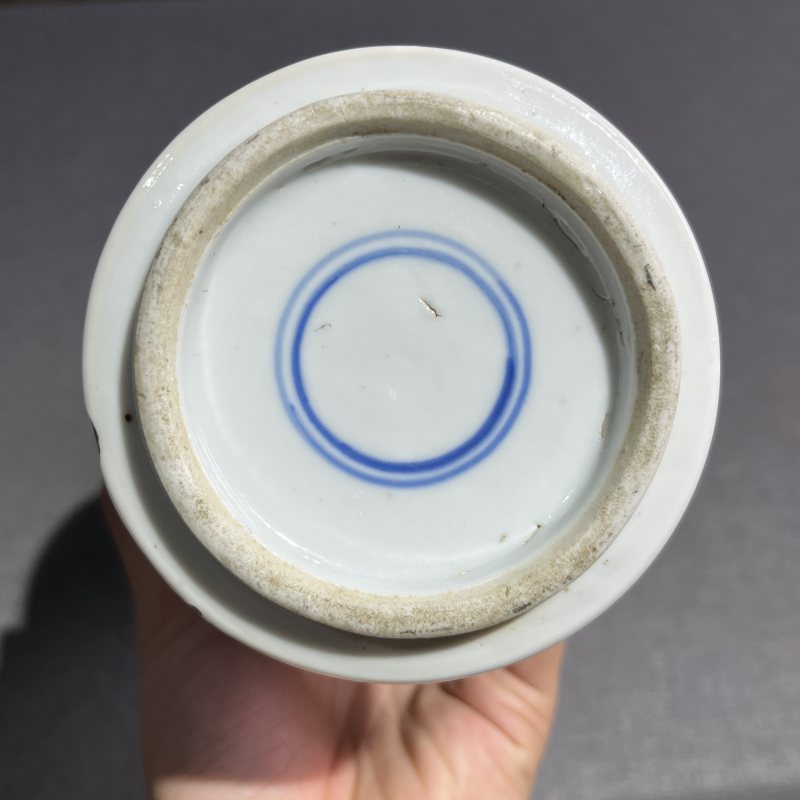 清晚期粉彩花卉花觚 - 图10