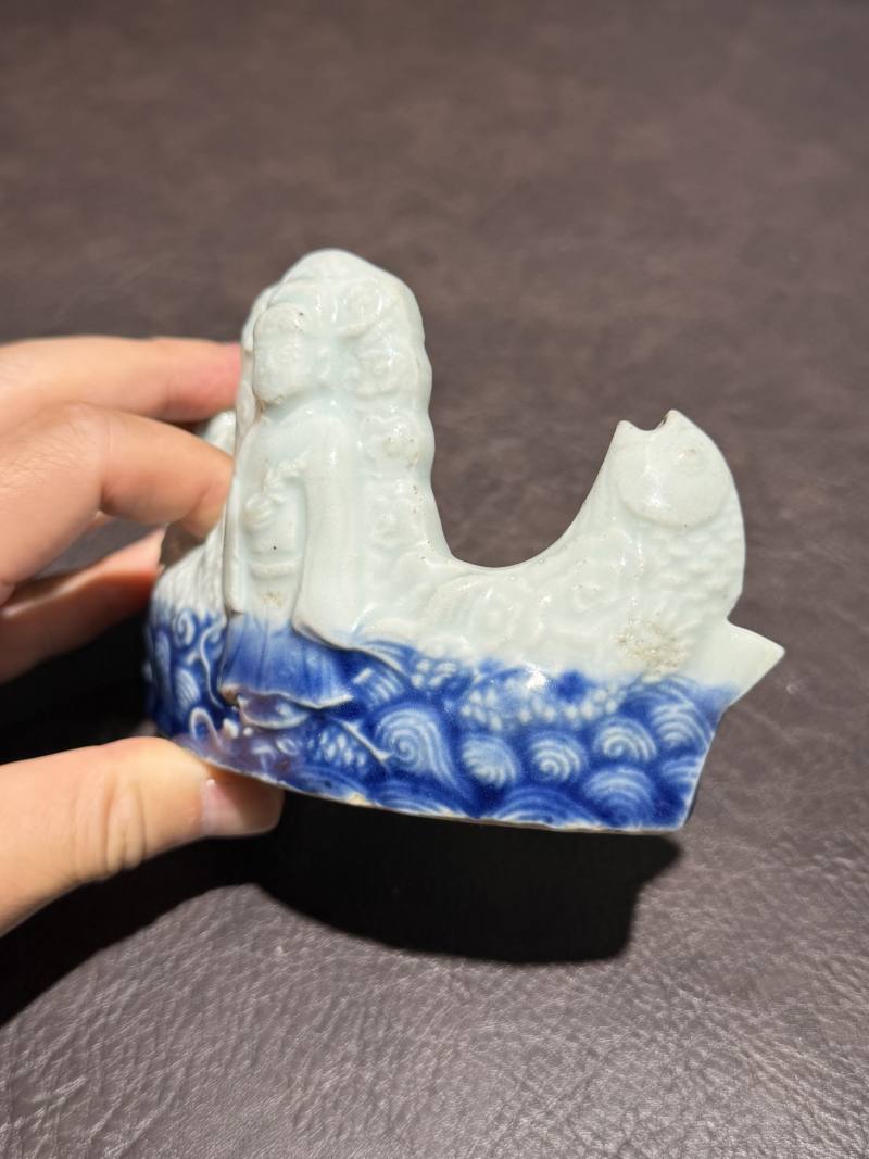 明万历 青花魁星点斗笔架 - 图7