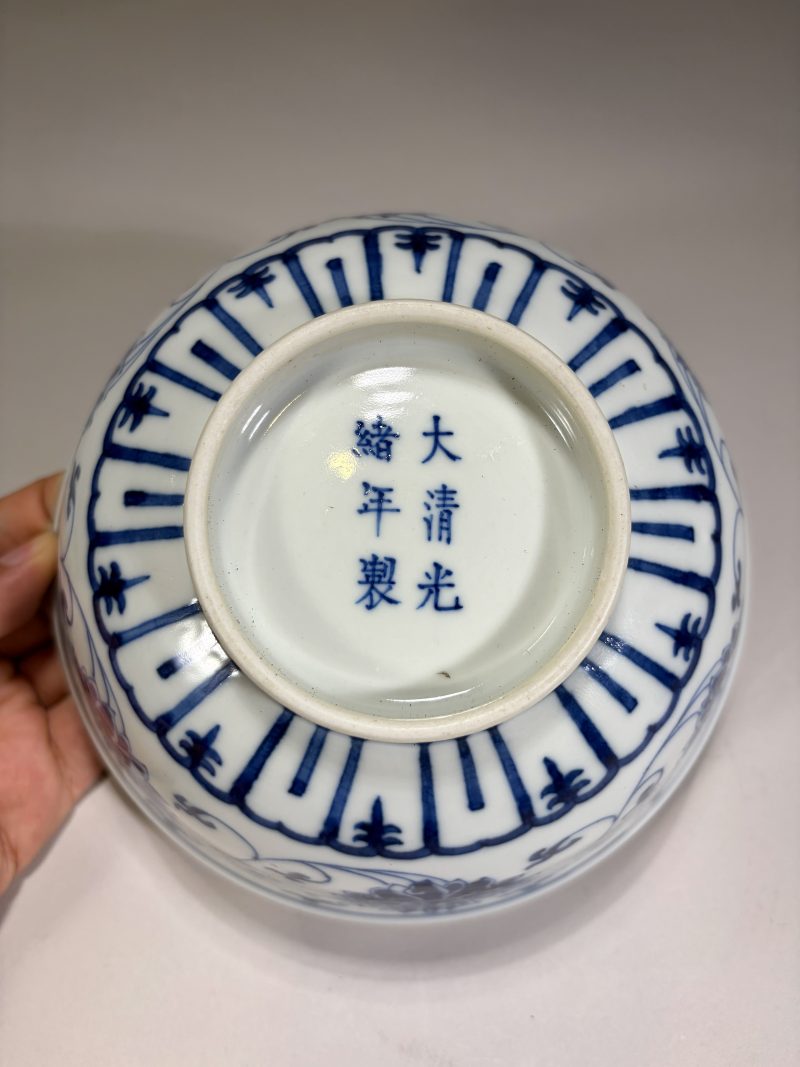 清光绪 青花缠枝莲纹碗 - 图7