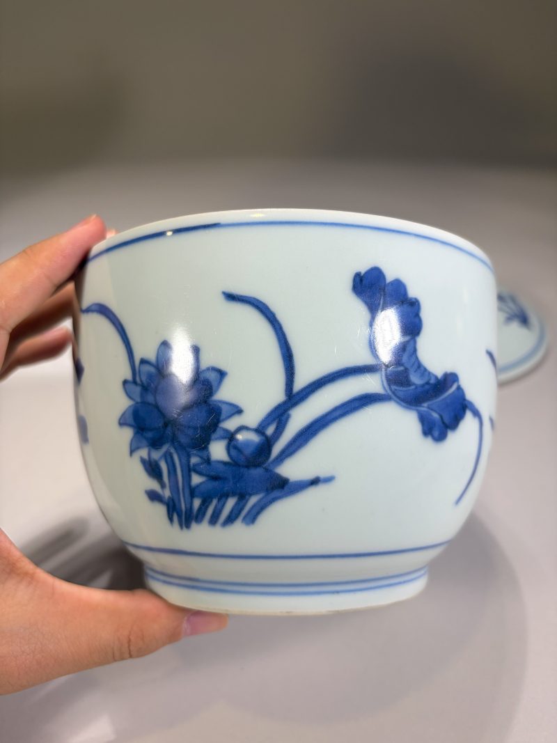 清顺治 青花花卉纹盖盅 - 图6