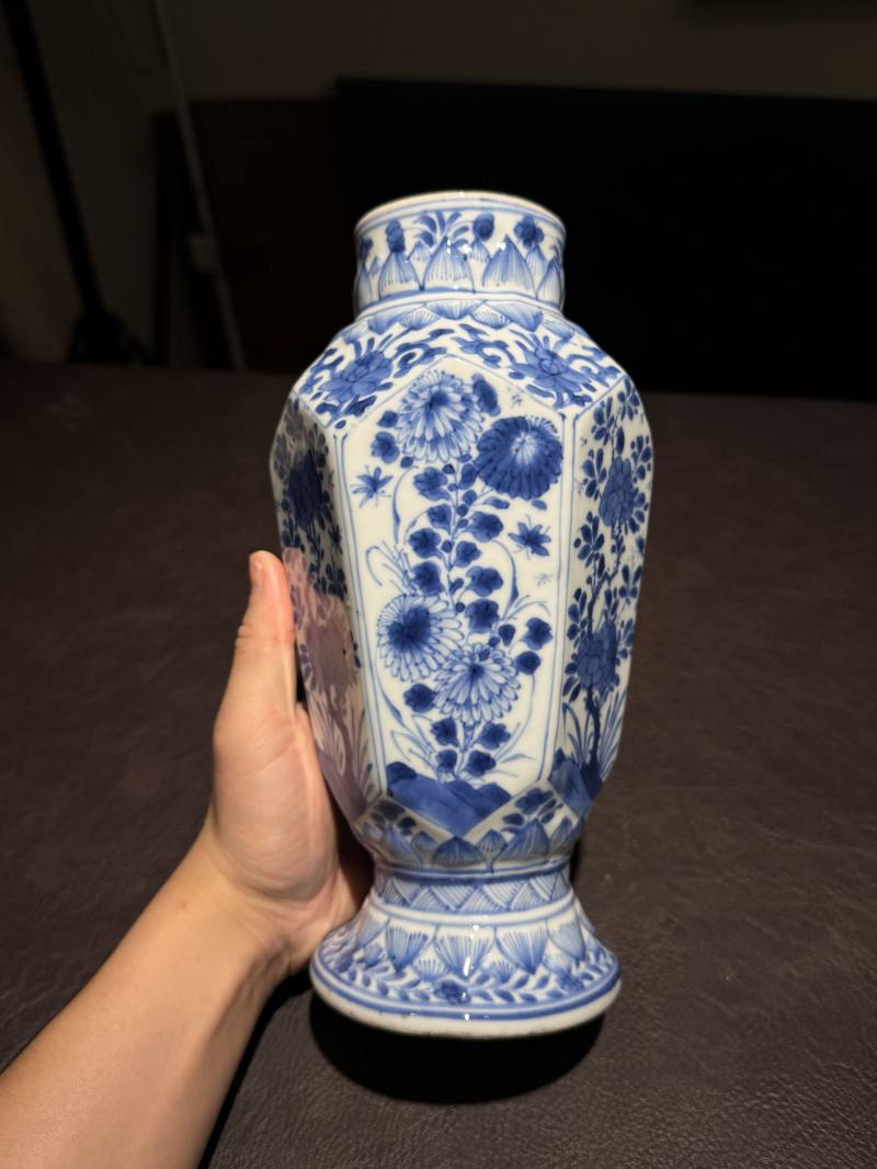 清康熙 青花花卉纹瓶 - 图2
