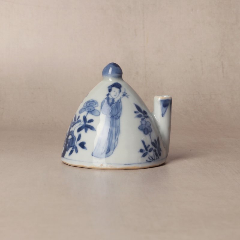 清康熙 青花仕女圖水滴 | Santos Collection | A rare Chinese blue and white 'ladies' water dropper, Qing dynasty, Kangxi period - 图3