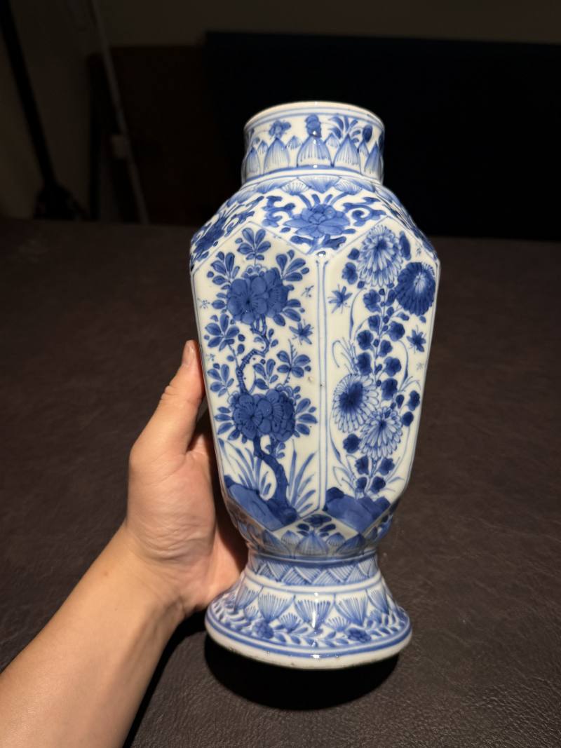 清康熙 青花花卉纹瓶 - 图3