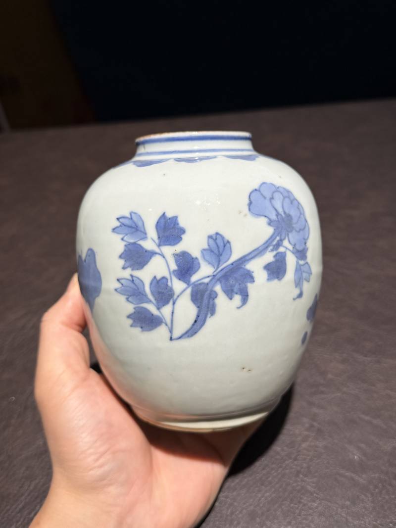 清顺治 青花洞石图罐 - 图3
