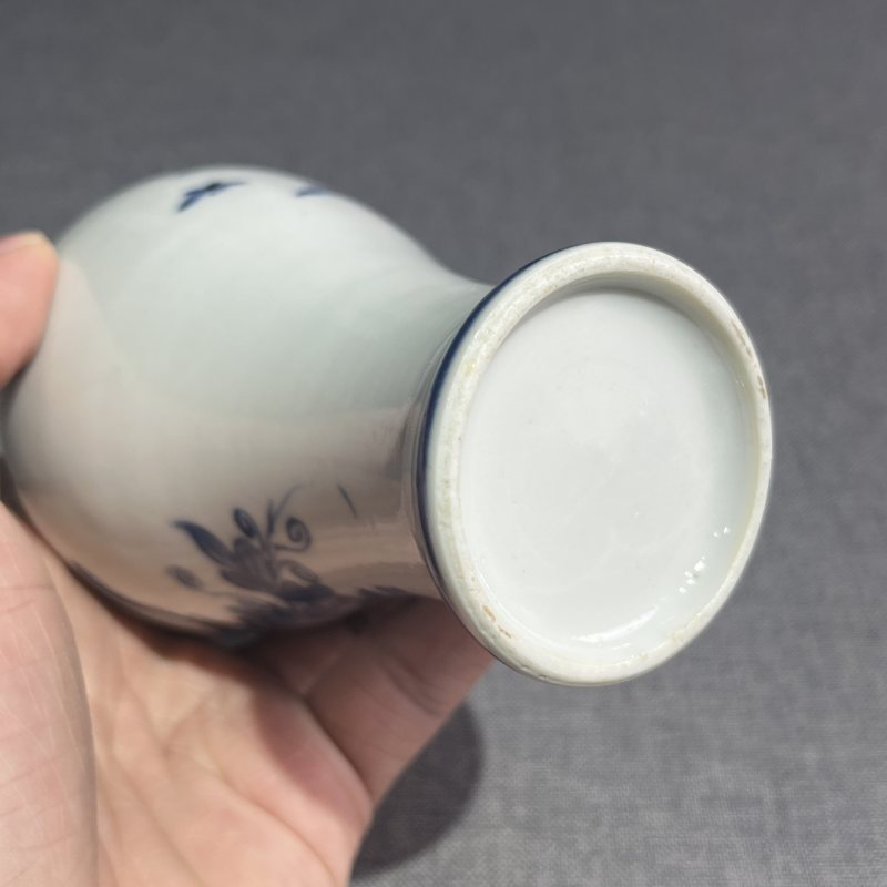 清乾隆青花松鼠葡萄纹广口瓶 - 图10