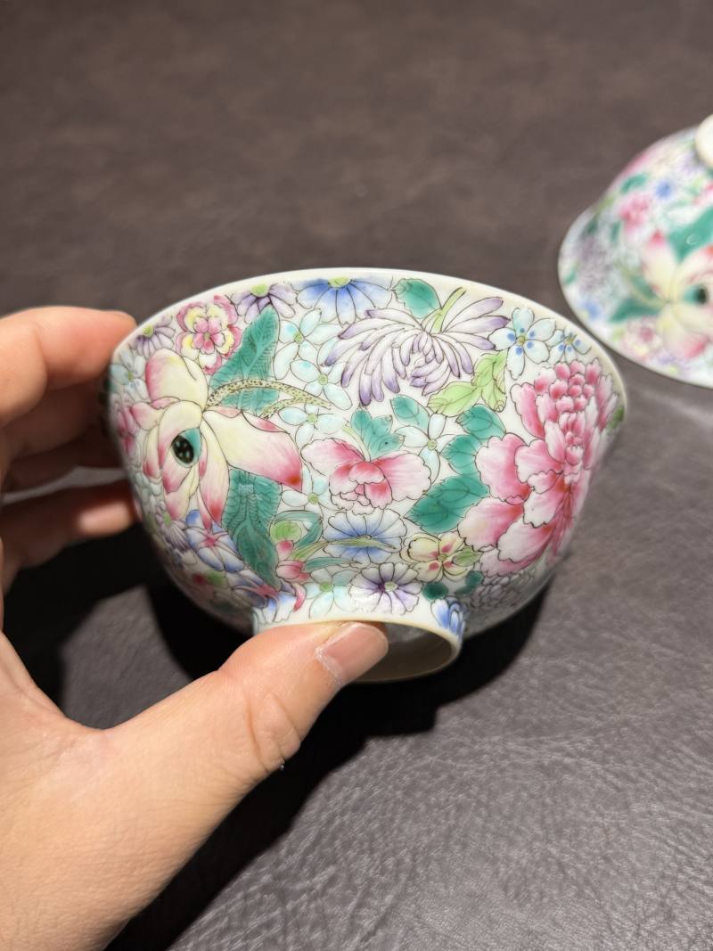 民国 粉彩百花不露地碗一对 - 图4