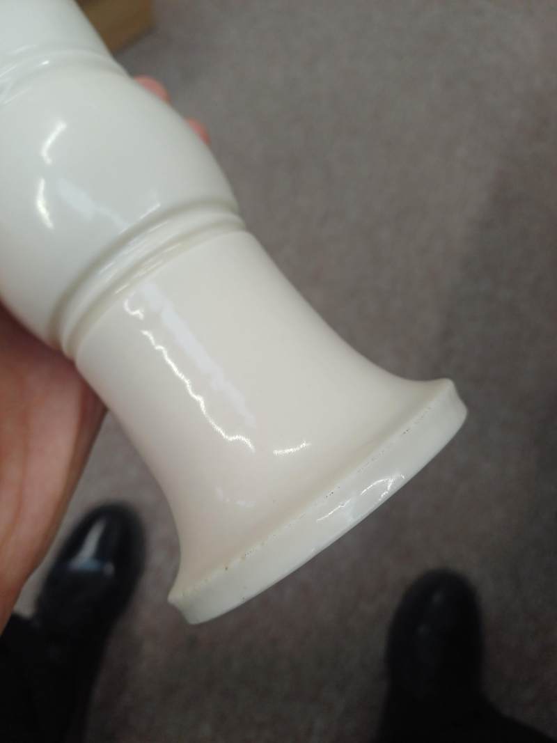 清十七至十八世紀 德化白釉觚 | A Chinese Dehua white-glazed beaker vase, gu, Qing dynasty, 17th-18th century - 图3