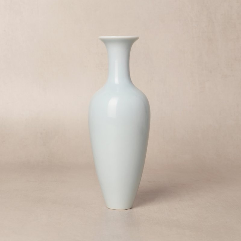 清康熙 天藍釉柳葉尊 《大清康熙年製》款 | A fine Chinese clair-de-lune 'willow leaf' vase, Qing dynasty, Kangxi mark - 图9