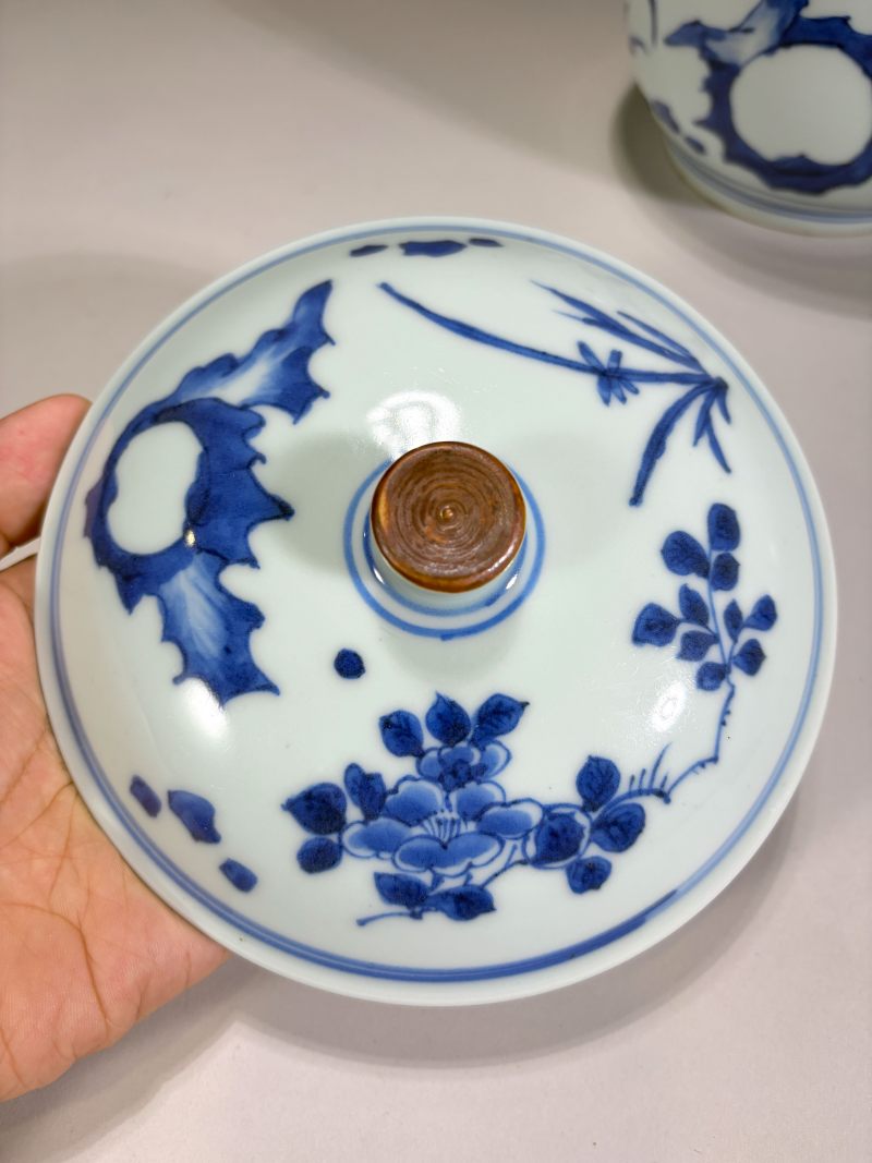 清顺治 青花花卉纹盖盅 - 图10