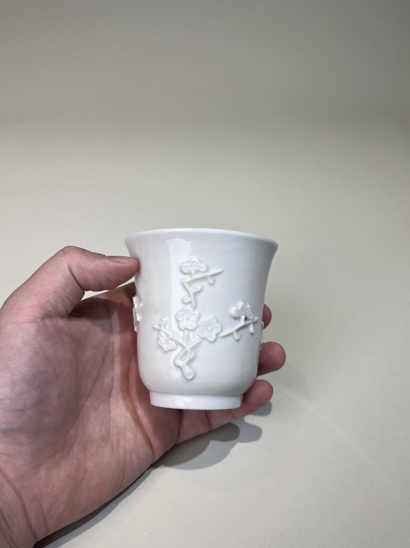 十七世纪 德化模印梅花纹杯 - 图4