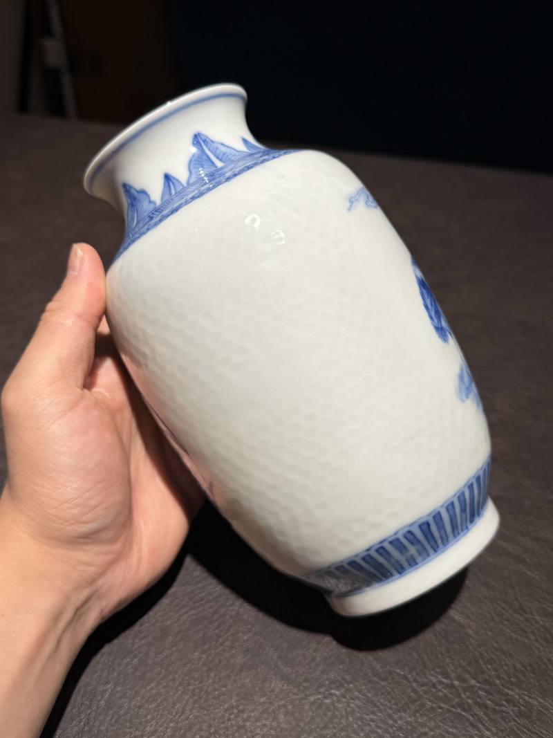 民国 青花薄胎花鸟瓶 - 图6