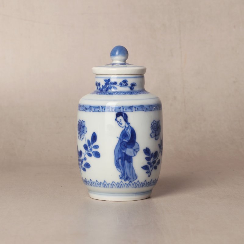 清康熙 青花仕女圖蓋罐 《玉》款 | Santos Collection | A fine Chinese blue and white 'ladies' jar and cover, Qing dynasty, Kangxi period - 图1