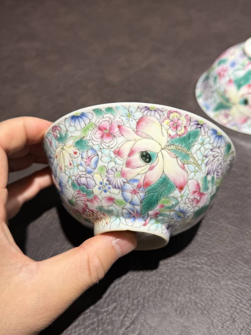 民国 粉彩百花不露地碗一对 - 图5