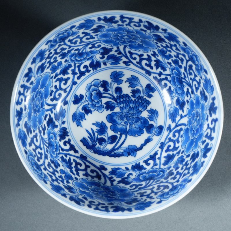 清康熙 青花里外缠枝牡丹纹碗 - 图7