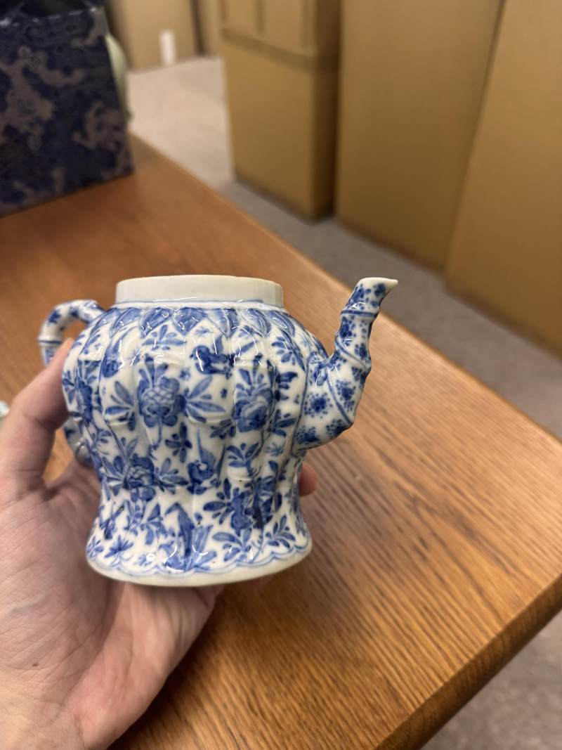 清康熙 青花竹節紋茶蓋壺 | Santos Collection | A fine Chinese blue and white 'bamboo' teapot and cover, Qing dynasty, Kangxi period - 图13