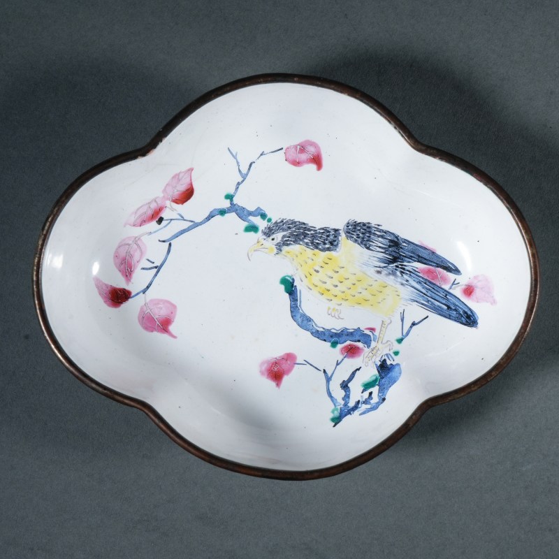 清晚期 铜胎画珐琅花鸟纹海棠碟四只 - 图5