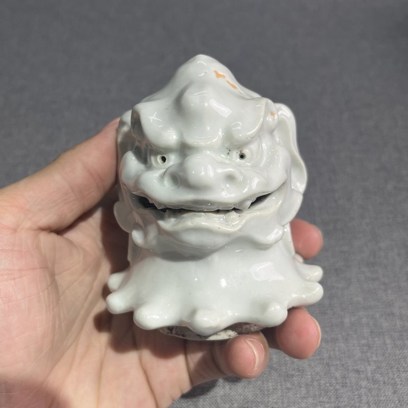 清白釉瑞兽香薰 - 图5