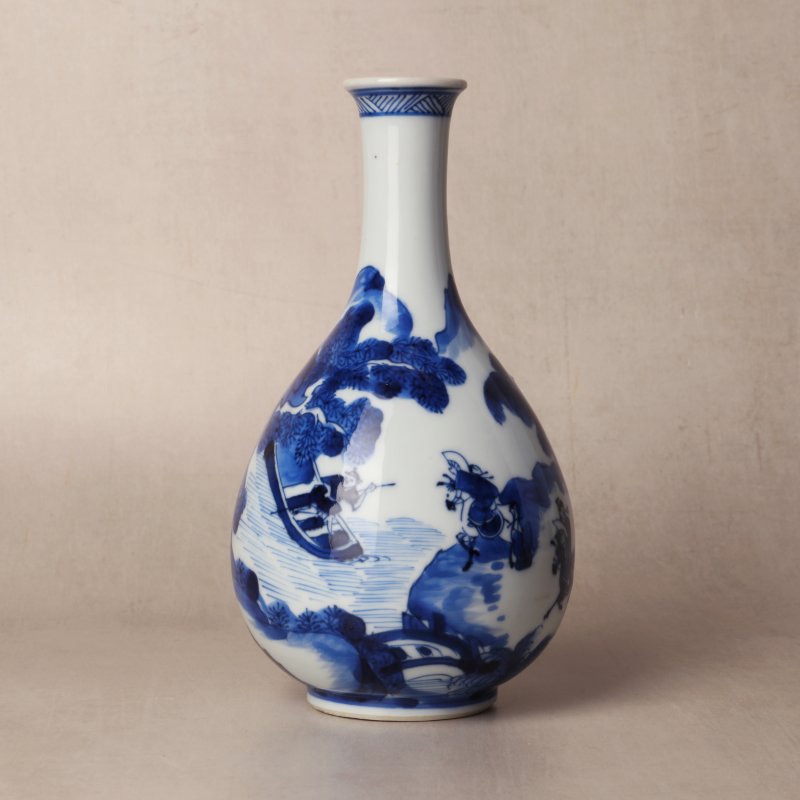 清康熙 青花韓信故事圖玉壺春瓶 | Santos Collection | A fine Chinese blue and white 'Han Xin' pear-shaped vase, Qing dynasty, Kangxi period - 图1