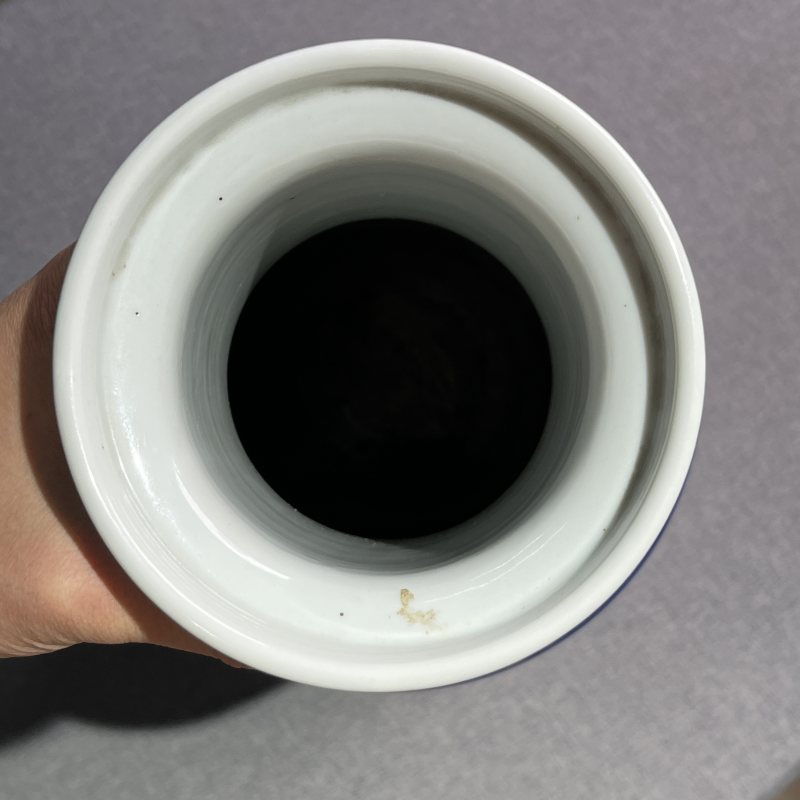 清康熙洒蓝描金开光花卉纹棒槌瓶 - 图10