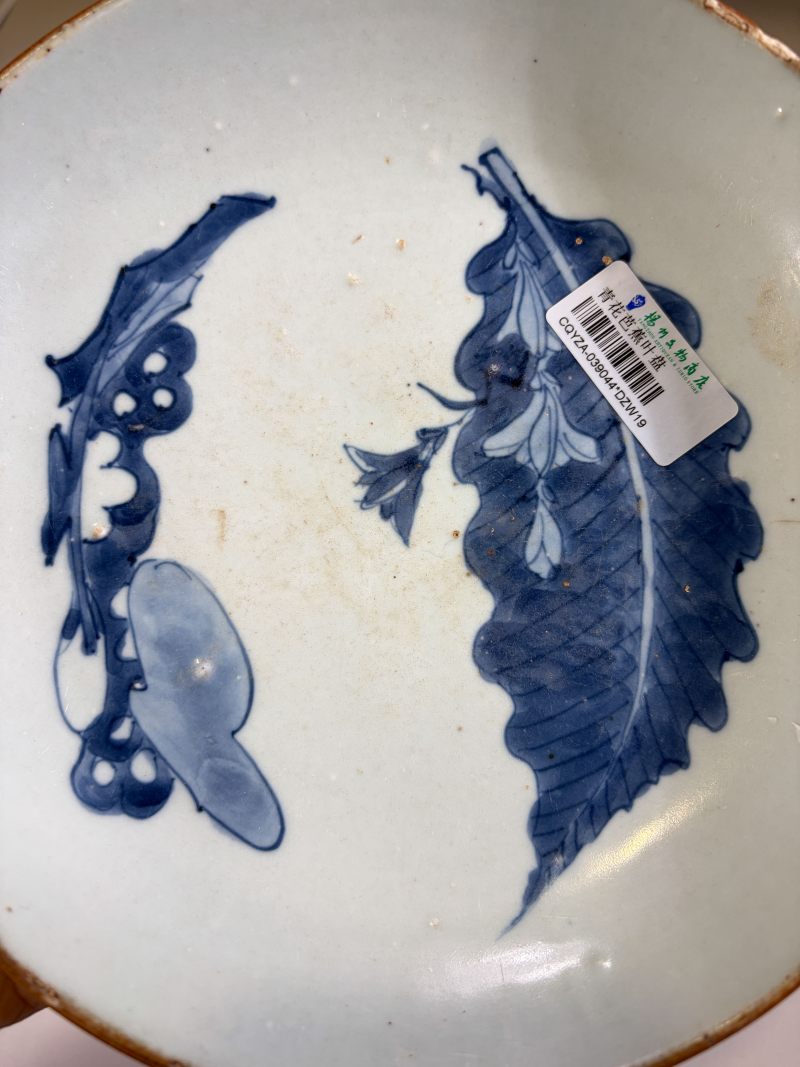 清康熙 青花一叶知秋纹盘 - 图3