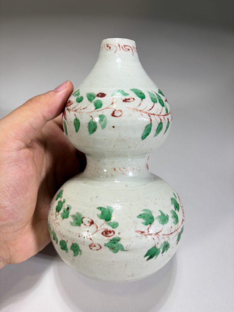 明 红绿彩缠枝花卉纹葫芦瓶 - 图6