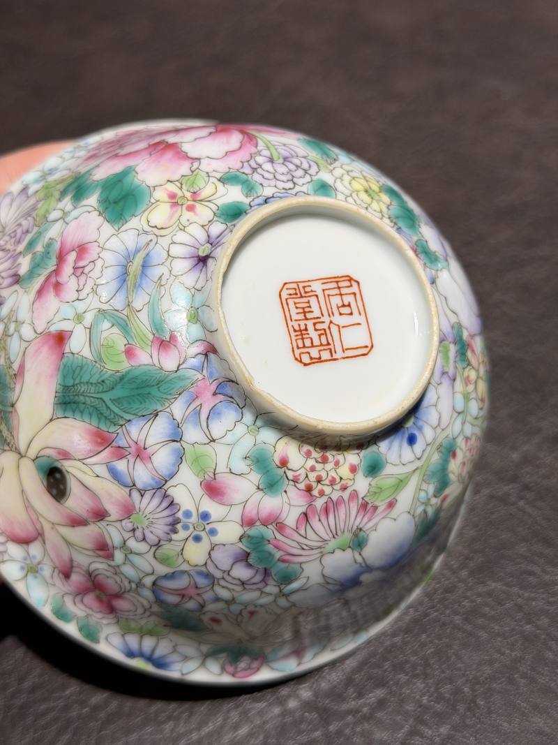 民国 粉彩百花不露地碗一对 - 图9