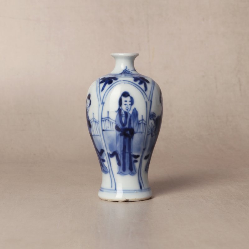 清康熙 青花仕女圖小瓶 | Santos Collection | A small Chinese blue and white 'ladies' vase, Qing dynasty, Kangxi period - 图4