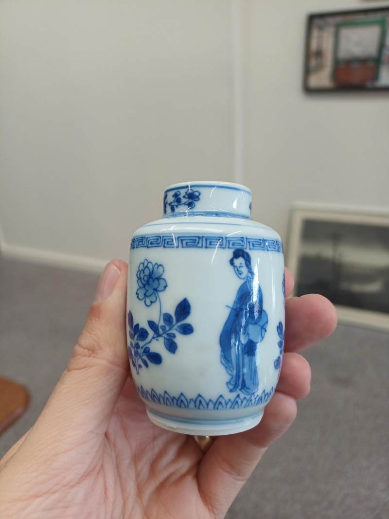 清康熙 青花仕女圖蓋罐 《玉》款 | Santos Collection | A fine Chinese blue and white 'ladies' jar and cover, Qing dynasty, Kangxi period - 图4