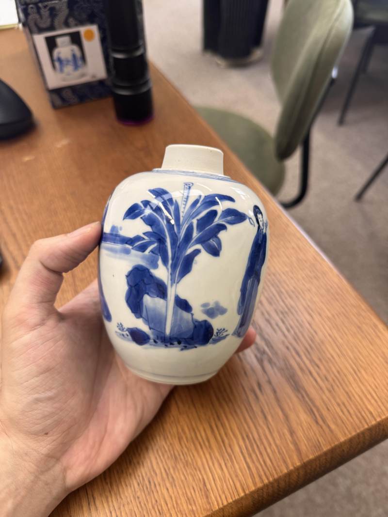 清康熙 青花仕女圖蓋罐 | Santos Collection | A Chinese blue and white 'ladies' jar and cover, Qing dynasty, Kangxi period - 图2