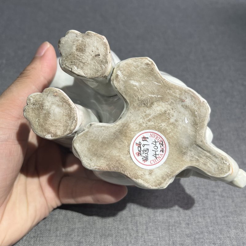 清白釉瑞兽香薰 - 图12