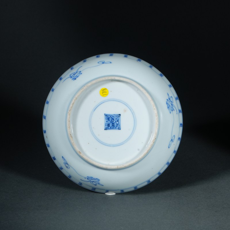 清雍正 青花莲池鸳鸯纹盘 - 图6