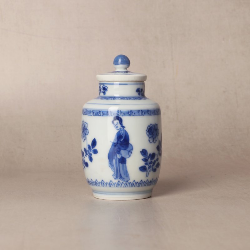 清康熙 青花仕女圖蓋罐 《玉》款 | Santos Collection | A fine Chinese blue and white 'ladies' jar and cover, Qing dynasty, Kangxi period - 图6